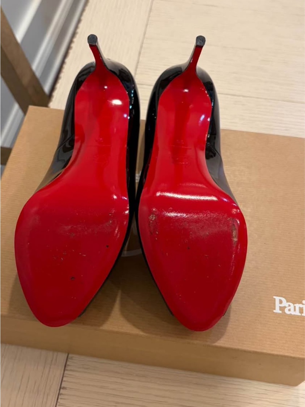 Christian Louboutin Black Patent Leather Pumps with Red Sole - Picture 6 of 10